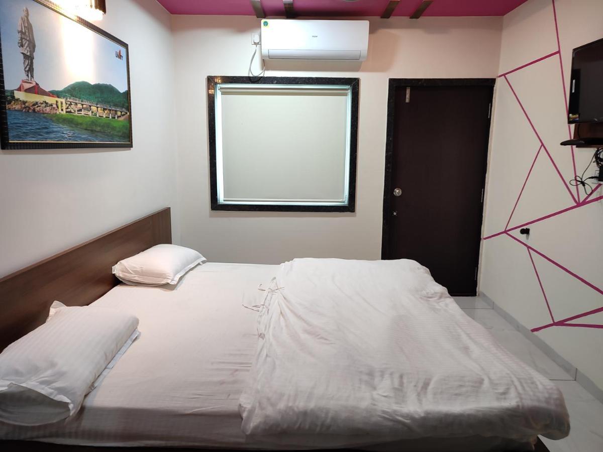 Hotel Sardar Rooms Garudeshwar Екстериор снимка