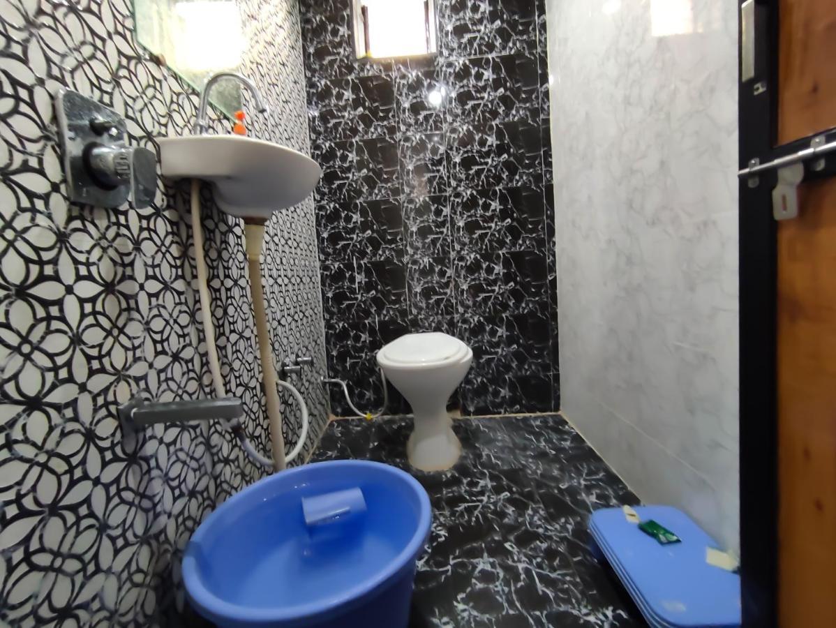 Hotel Sardar Rooms Garudeshwar Екстериор снимка