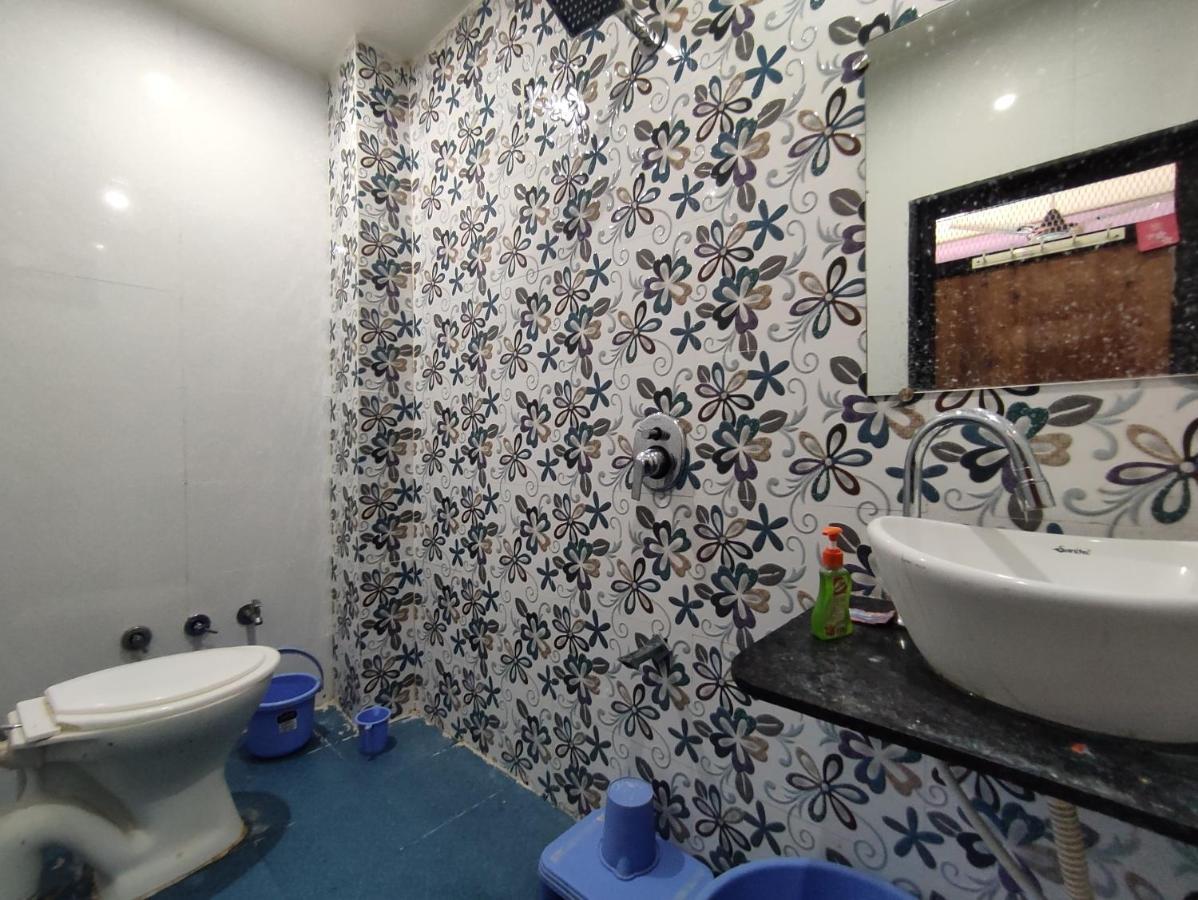 Hotel Sardar Rooms Garudeshwar Екстериор снимка